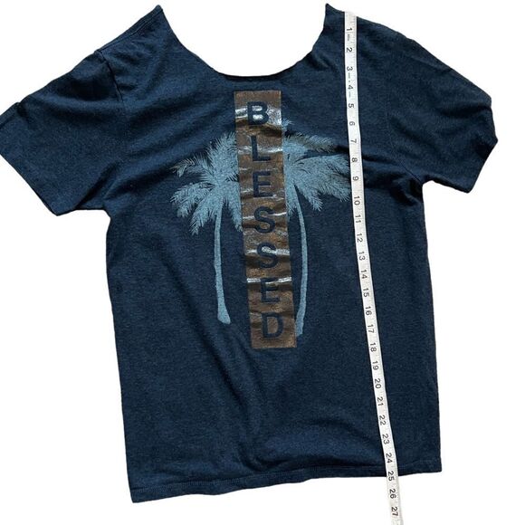 Dark Blue Metallic “Blessed” Graphic Print Jagged Neck Edge Short Sleeve Tee M - Picture 6 of 6
